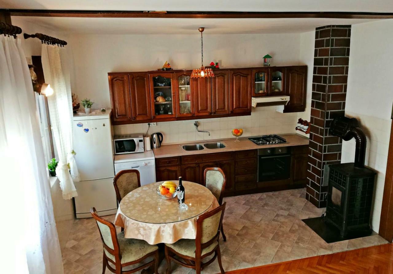 Apartmani Anda Traù Esterno foto
