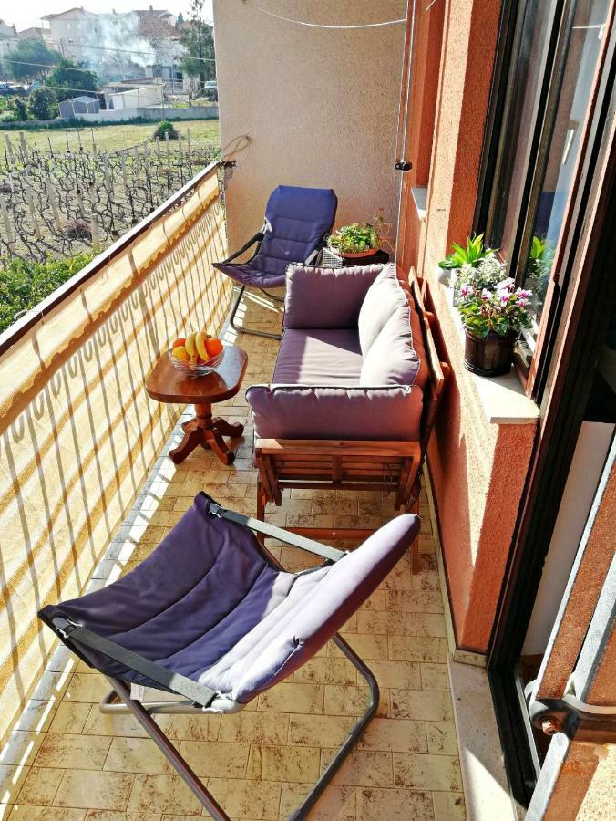 Apartmani Anda Traù Esterno foto