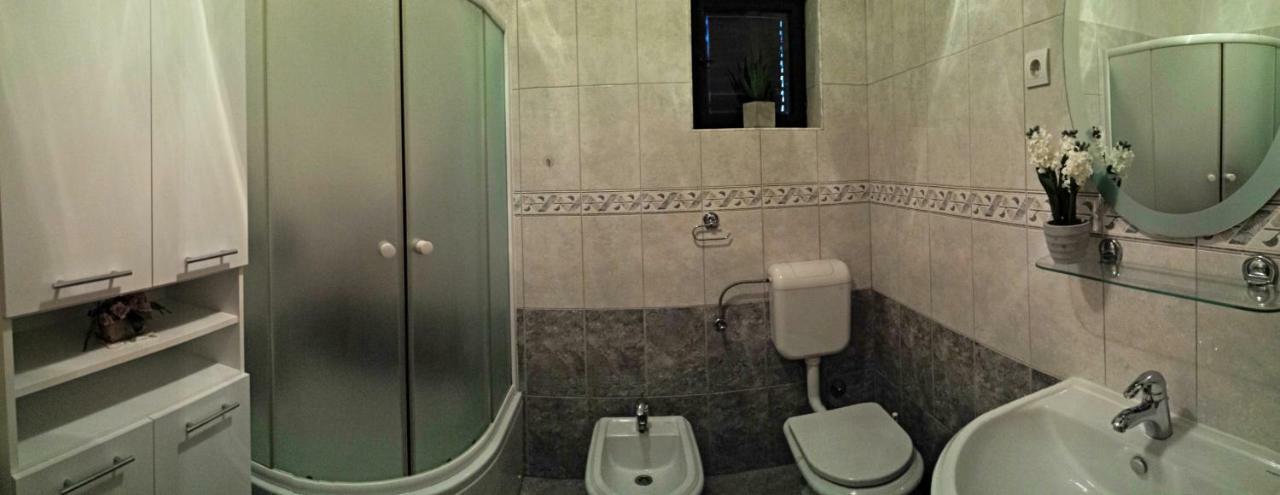 Apartmani Anda Traù Esterno foto